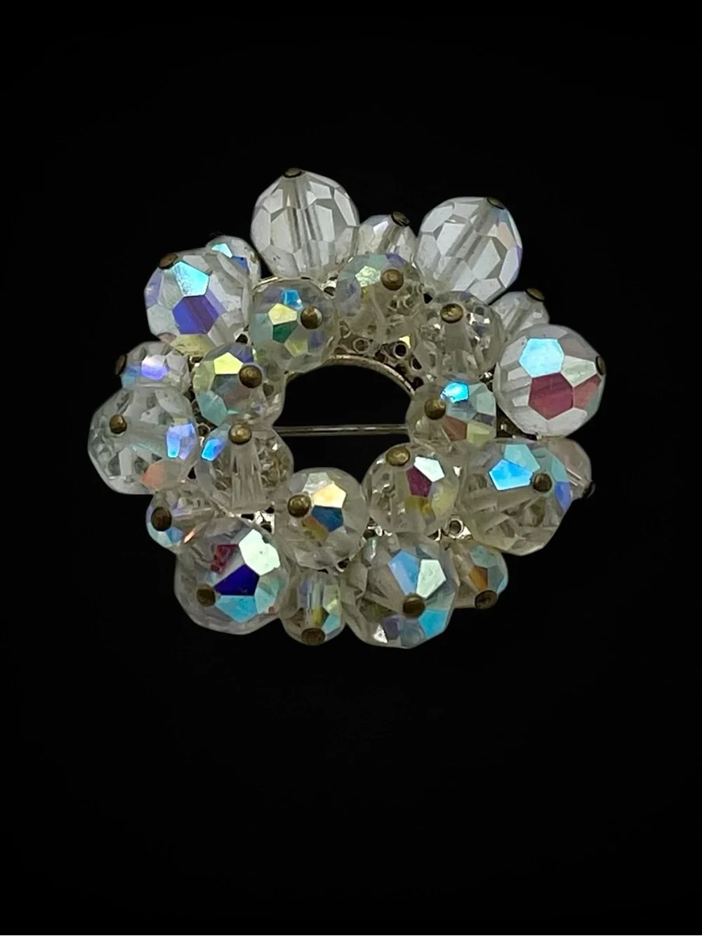 Stunning Vintage Faceted Crystal With Aurora Borealis Bead Wreath Circle Brooch